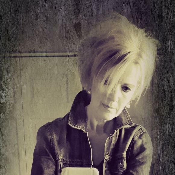 Meet your Posher, Tammy - Picture 1 of 1